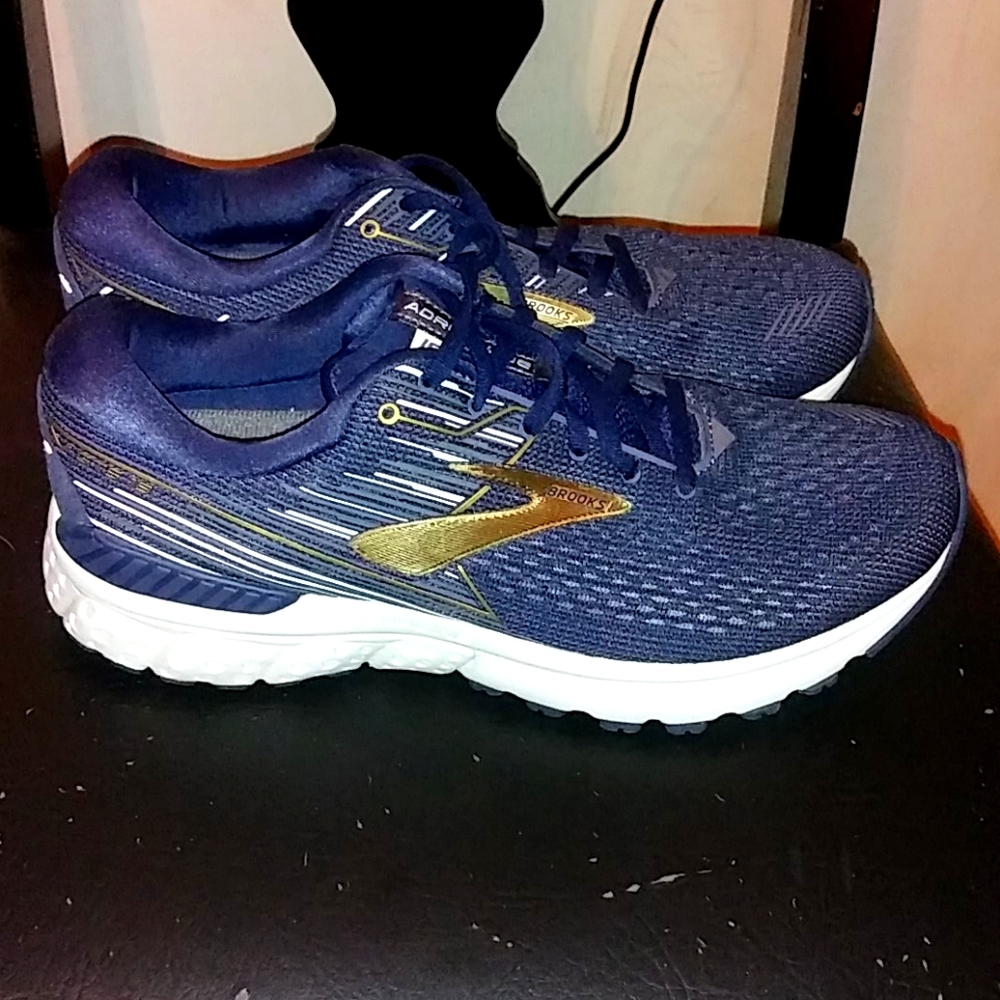 Brooks Adrenaline gts19